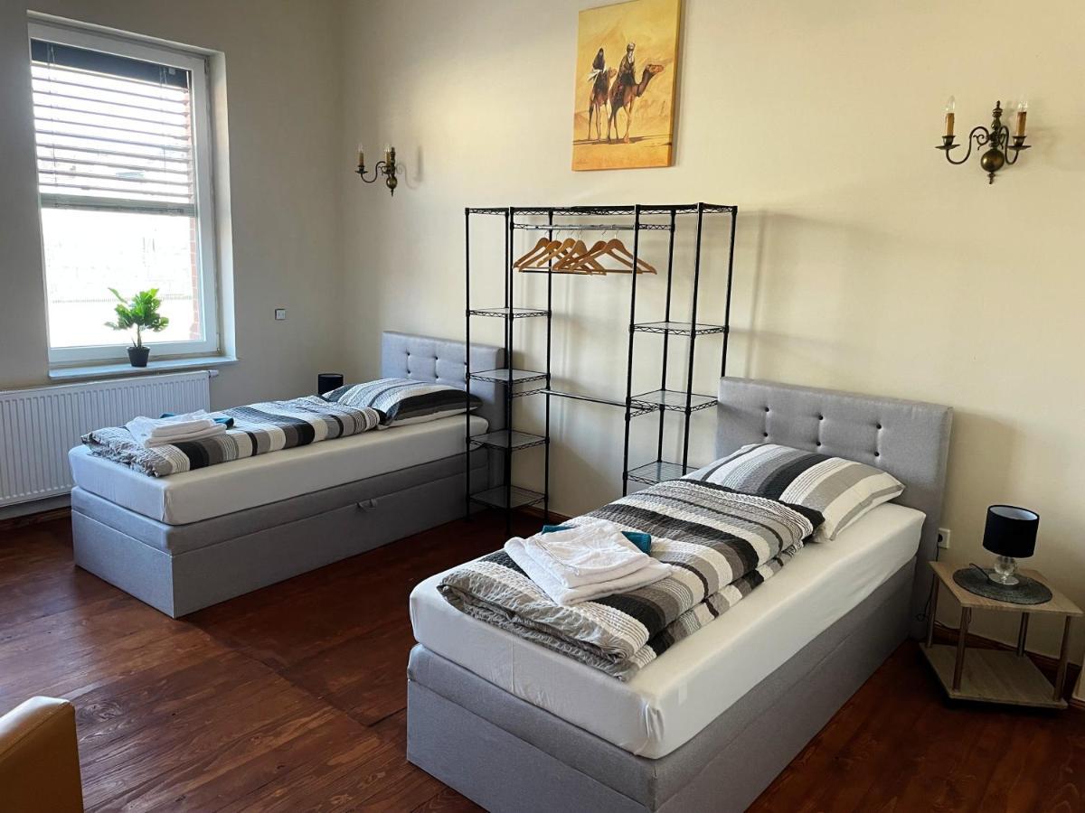 Dz Appartements - Ferienwohnung Mit Klimaanlage, Whirlpool Und Freiem Wlan - Ruhige, Zentrale Lage In Wittenberge Extérieur photo